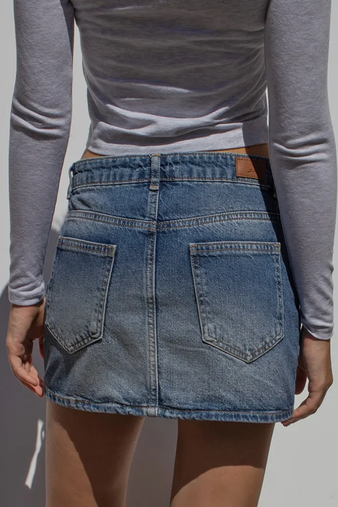 gonna_low_waist_2.webp Donna Subdued Gonna low waist