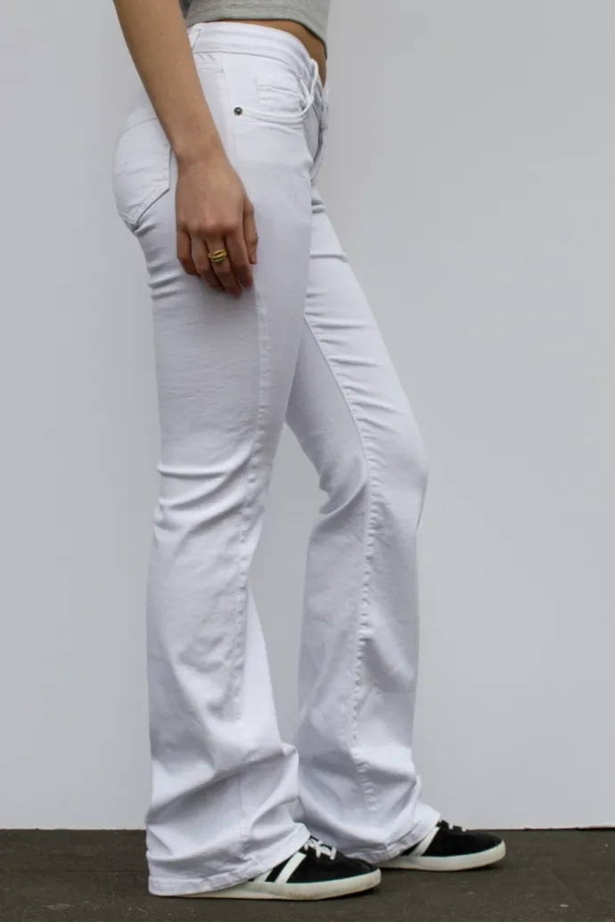 jeans_flare_low_waist_3-3.webp Donna Subdued Jeans flare low waist