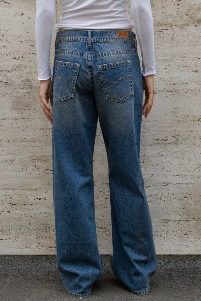 jeans_wideleg_low_waist_2.webp Donna Subdued Jeans wide-leg low waist