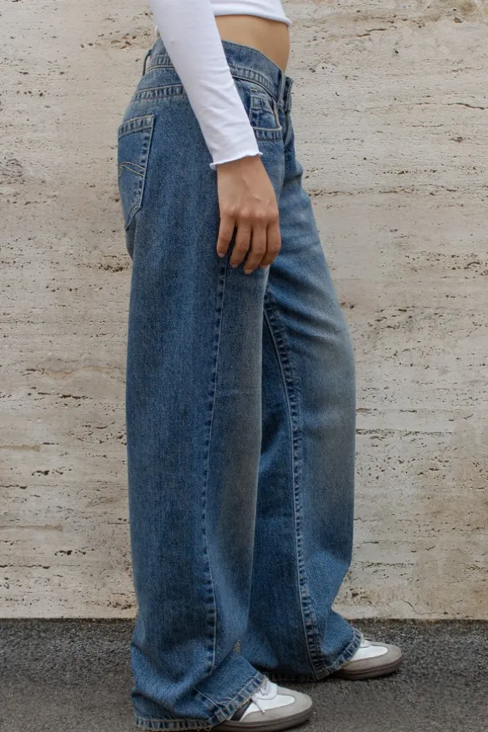 jeans_wideleg_low_waist_3.webp Donna Subdued Jeans wide-leg low waist