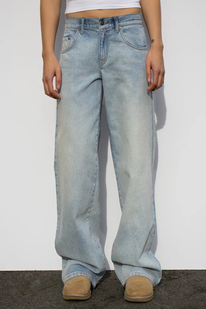 Donna Subdued Jeans Wings