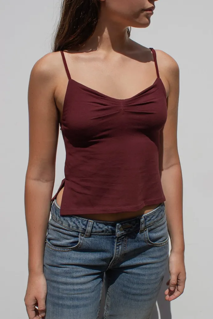 Donna Subdued Top con spacchetti