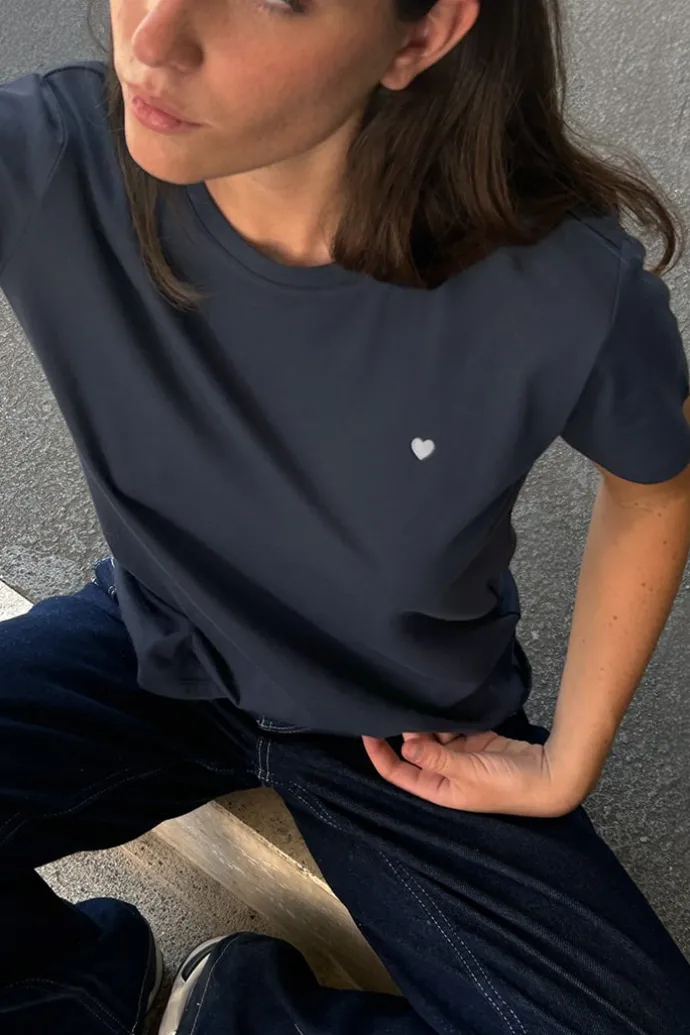 Donna Subdued T-shirt Cuore